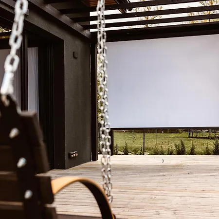 Willa Lizbona Nad Bugiem Gulczewo