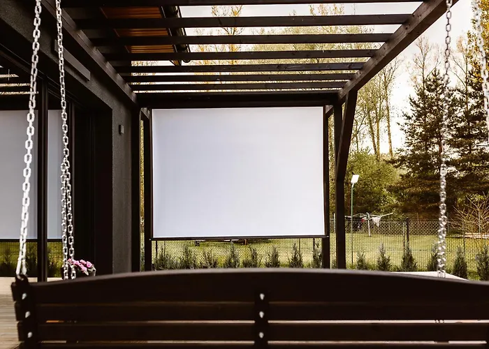 Lizbona Nad Bugiem Villa